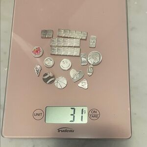 1 Ounce  . 999 Silver Grams  Collection                      31 grams total